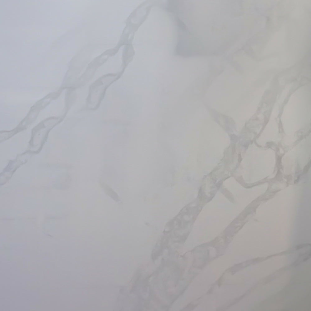 New Calacatta SP Quartz (20mm) Self Politely Presenting |UK