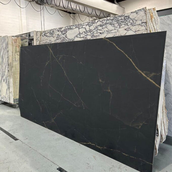 ARANCIO ONYX BLACK MATT PORCELAIN