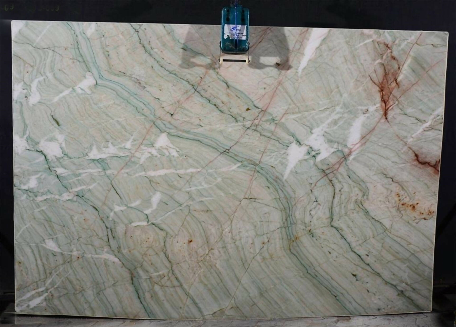 ALEXANDRITA QUARTZITE,Quartzite,Granite Slabs UK,www.work-tops.com