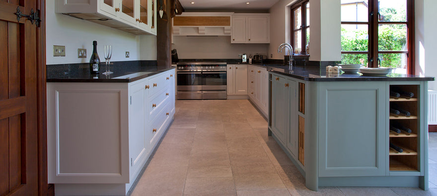 An Economical Guide to an Exquisite Kitchen