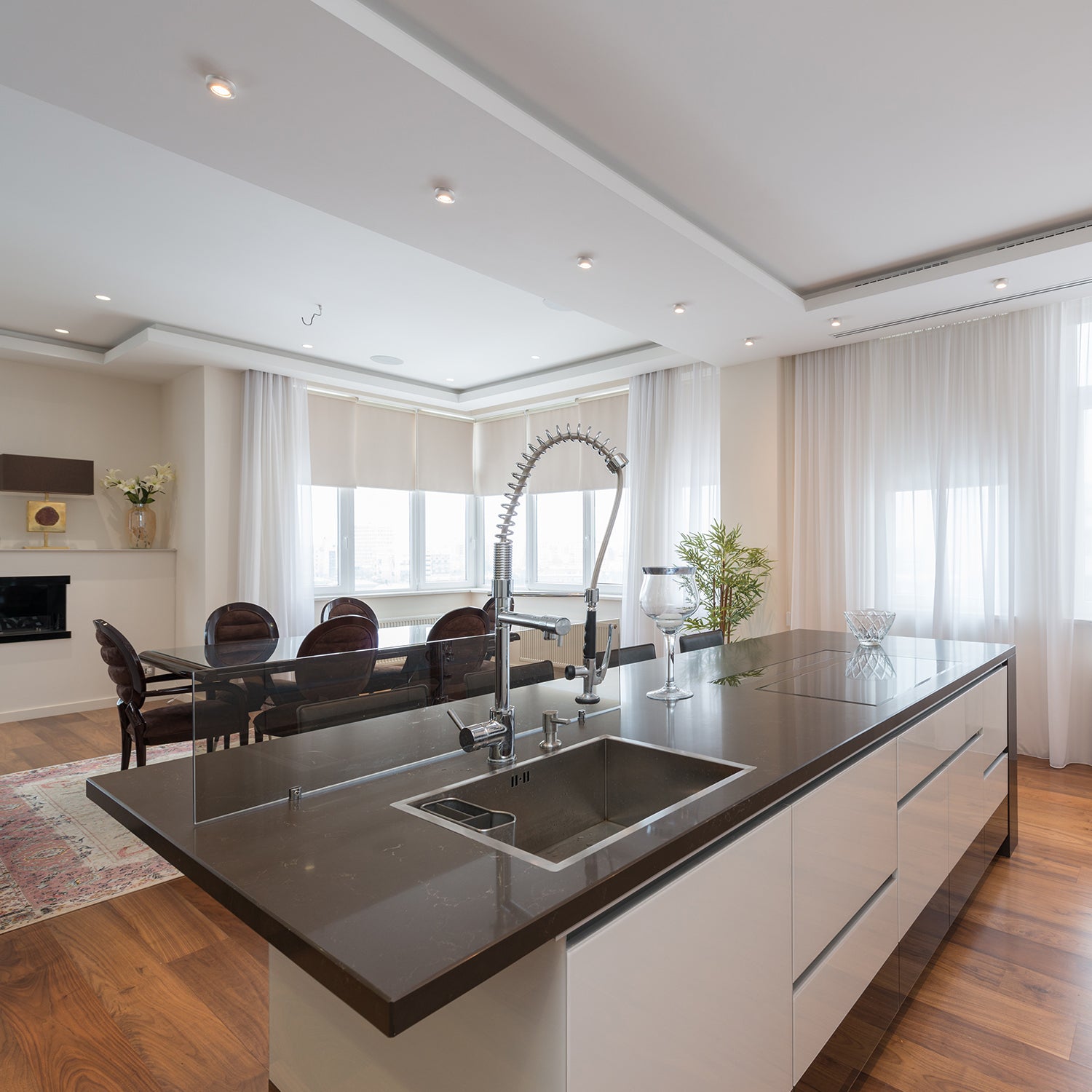 30mm Quartz Worktops Retail & Residential Installation Origin_Brazil