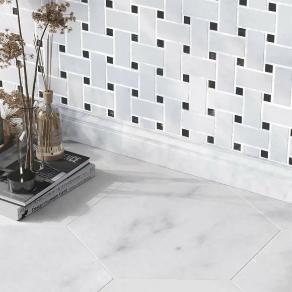 CARRARA WHITE SKIRTING
