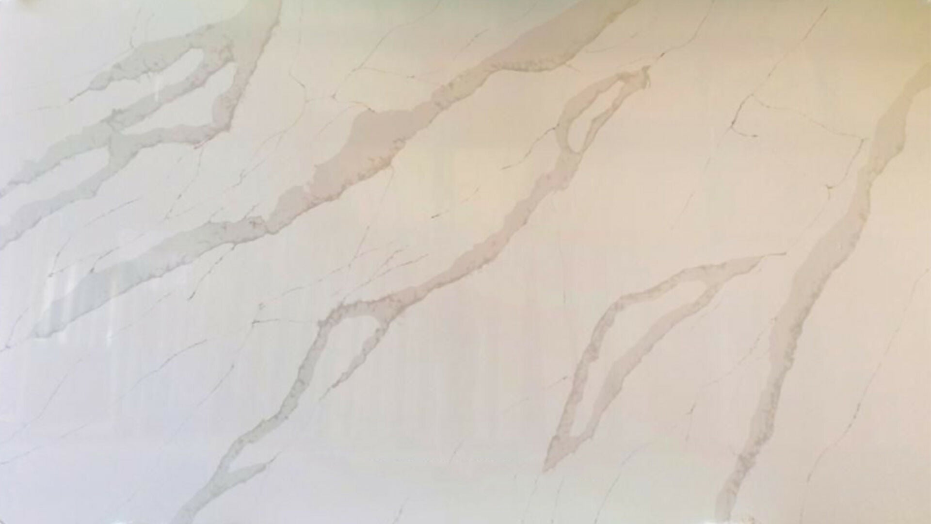 CALACATTA VERONA QUARTZ - Main Image
