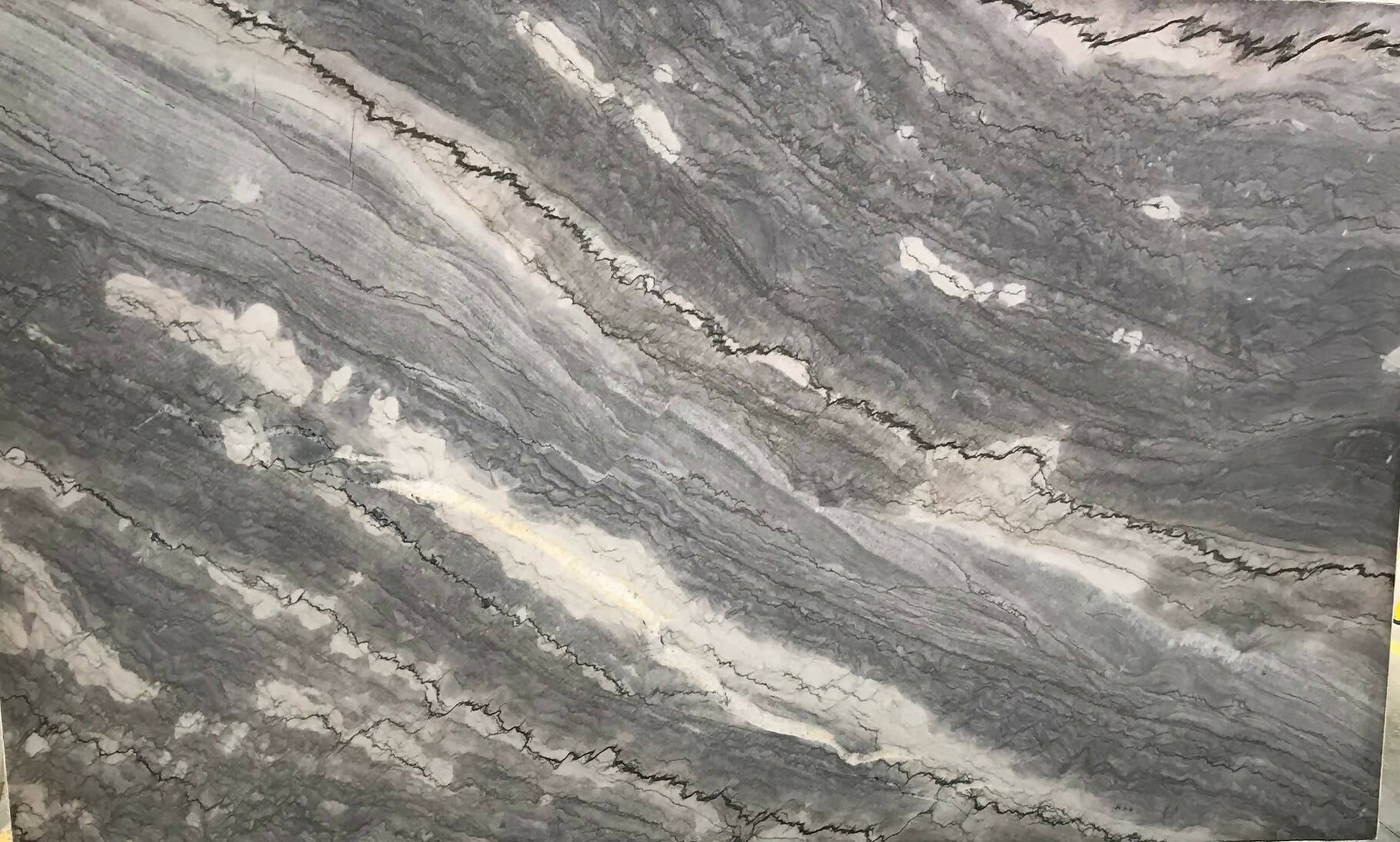 Nuvolato Quartzite Available in UK Durable Grey Worktop