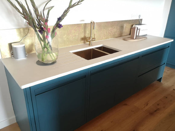 Ceaserstone Cloudburst Concrete Kitchen,Kitchen Designs,Gavin Page,www.work-tops.com