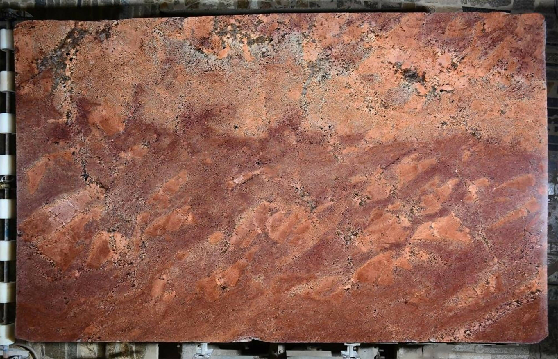 JUPARANA BORDEAUX GRANITE,Granite,Granite Slabs UK,www.work-tops.com
