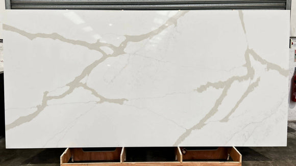 CALACATTA PLATINUM LEFT QUARTZ,Quartz,Quartz Fabrication,www.work-tops.com