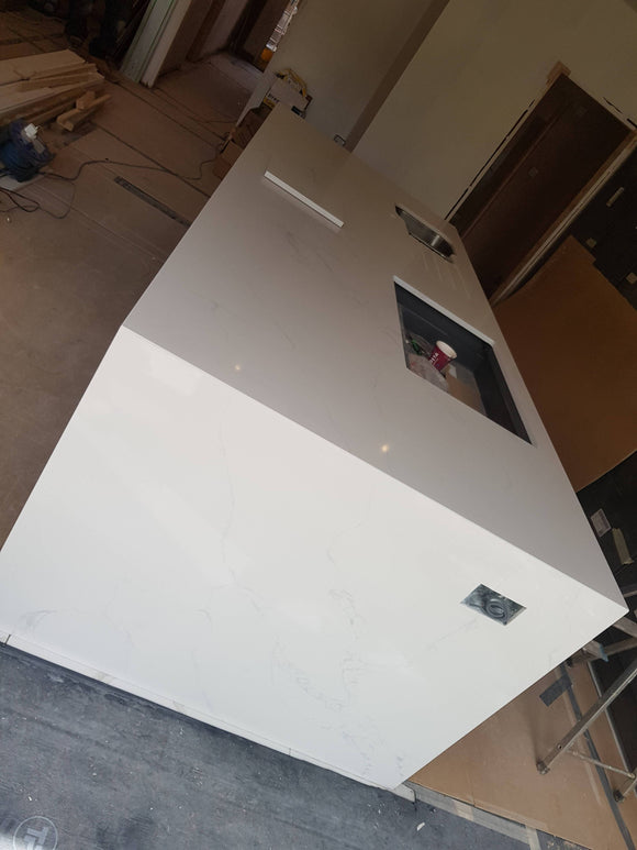 Calacatta Modena: Mitred island Kitchen,Kitchen Designs,Granite-Unlimited,www.work-tops.com