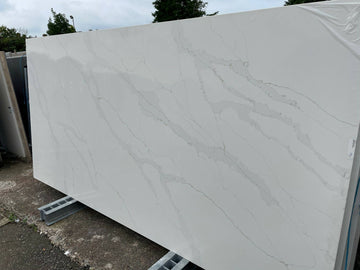 CALACATTA ORO QUARTZ,Quartz,Cullifords,www.work-tops.com