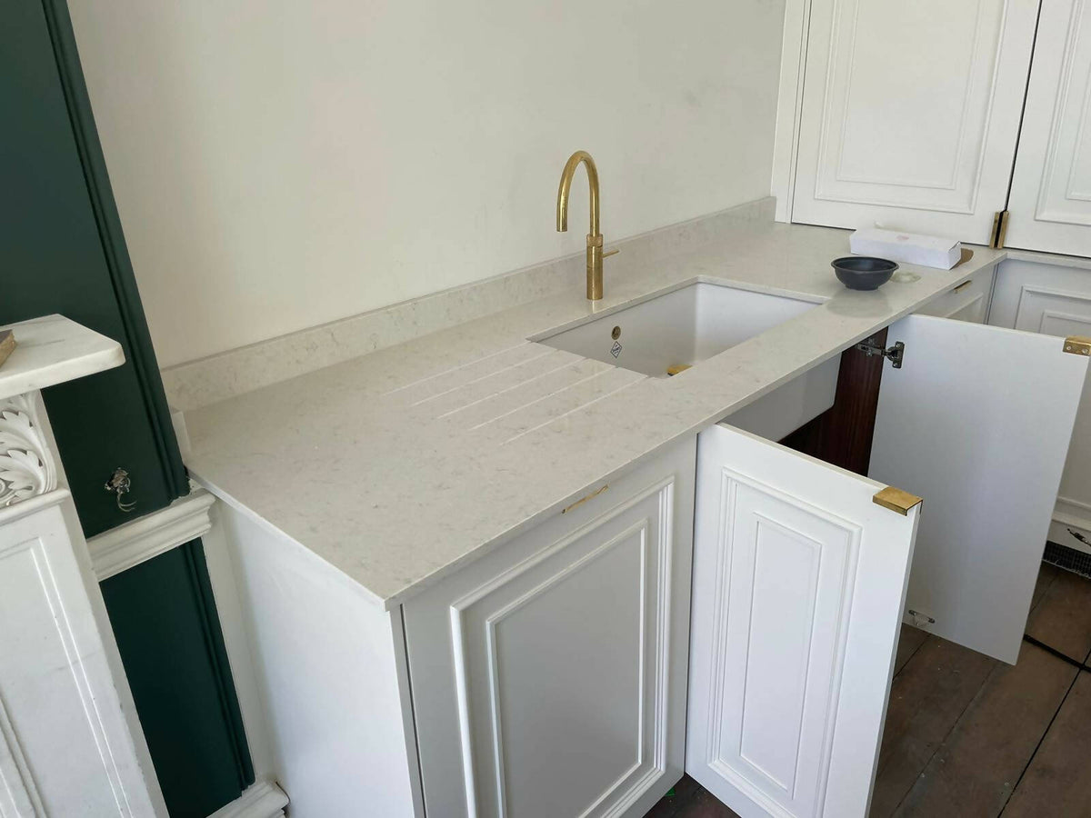 Silestone Shell Snowy Ibiza Silestone available in UK|White Silestone | www.work-tops.com