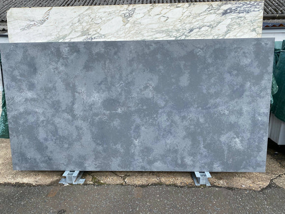 GREY CONCRETE QUARTZ,Quartz,Cullifords,www.work-tops.com