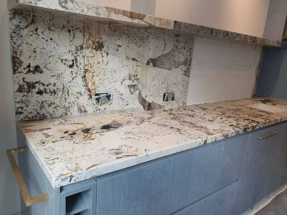 PATAGONIA BOOKMATCHED GRANITE,Granite,Sonic Stone,www.work-tops.com