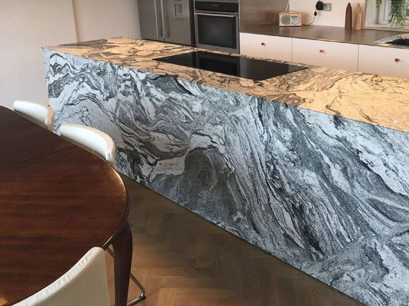 VISCOUNT / COSMIC WHITE KITCHEN,Kitchen Designs,Gavin Page,www.work-tops.com